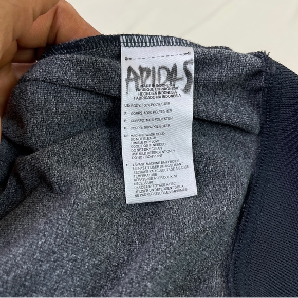 Adidas Men’s Gray Sweater/Hoodie Size Medium Sporty Trendy, Athletic Style - Picture 8 of 14